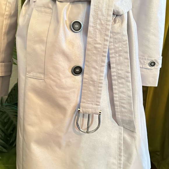 Burberry London Shimmer Metallic Belted Trench Coat - Picture 14 of 15